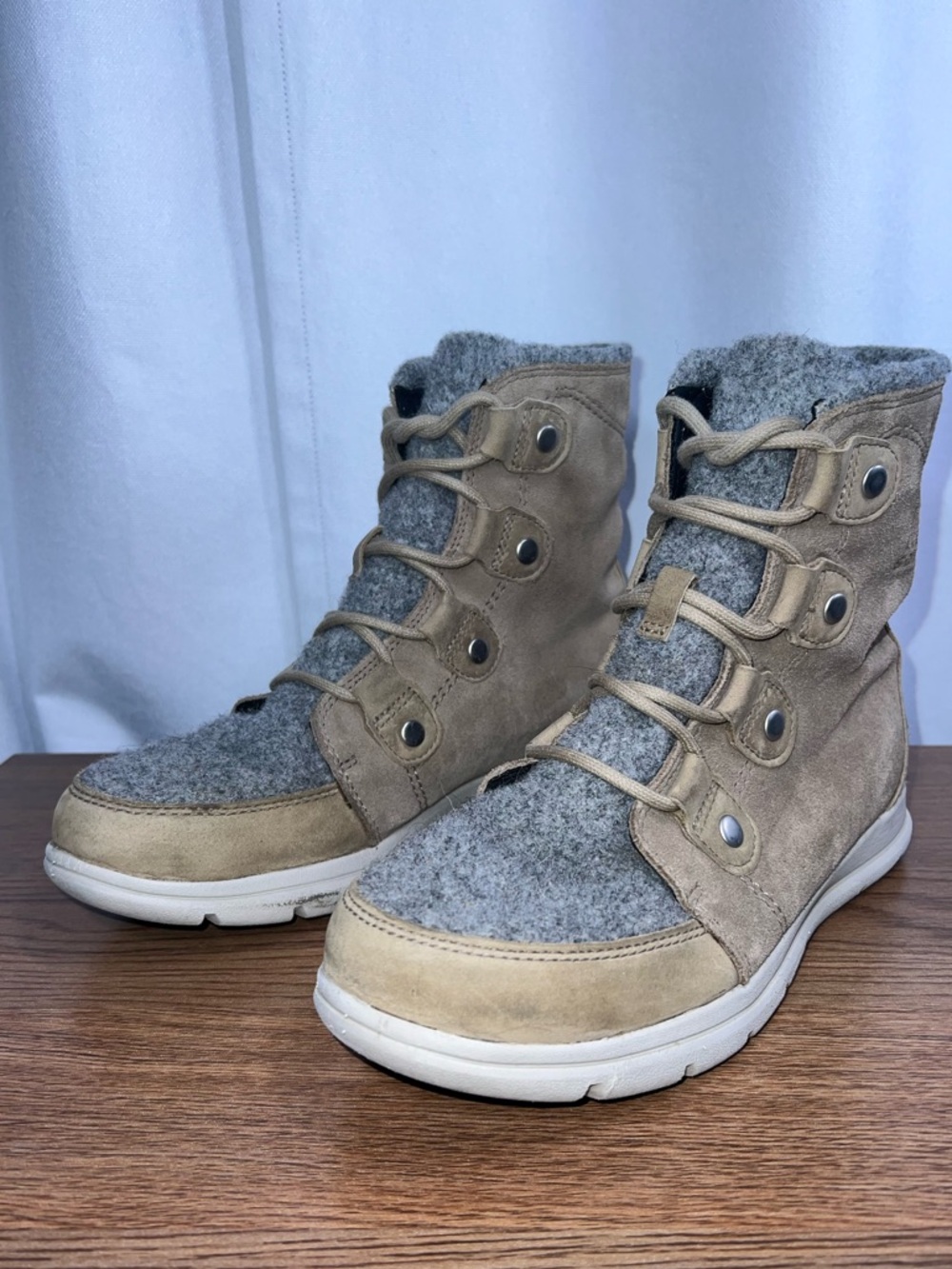Sorel Explorer II Joan Boots Womens 8 Taupe Suede Lace Up Cozy Winter - Picture 3 of 8
